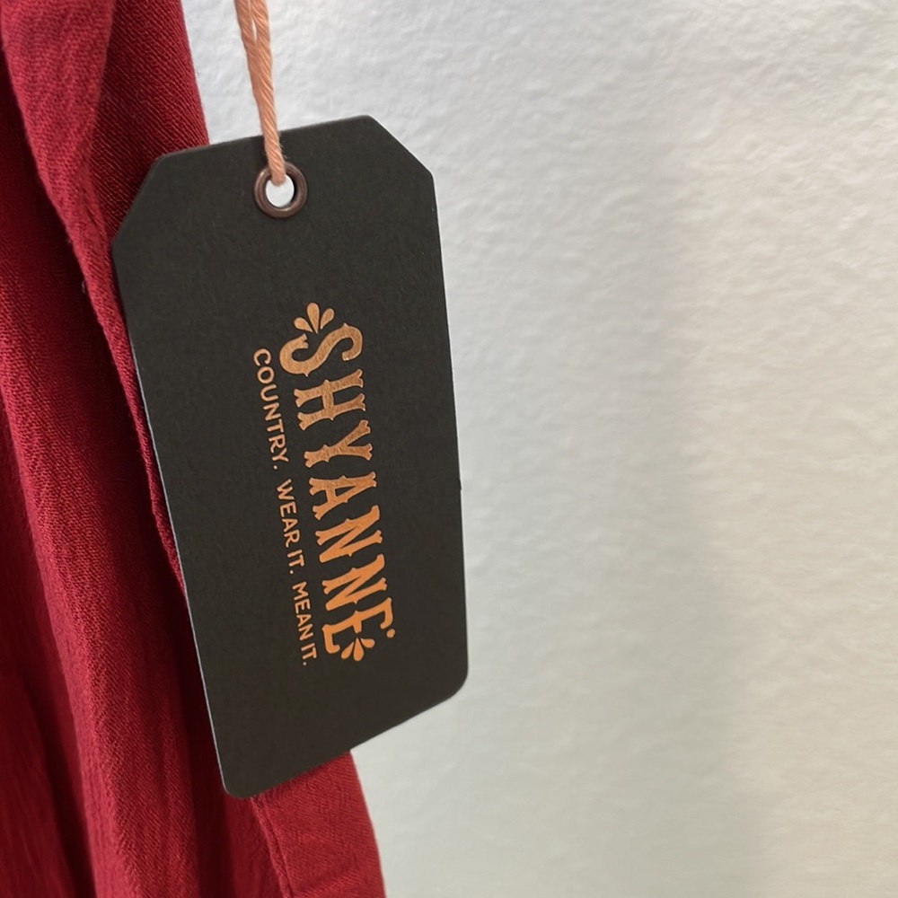 SHYANNE ladies top. - Picture 5 of 9